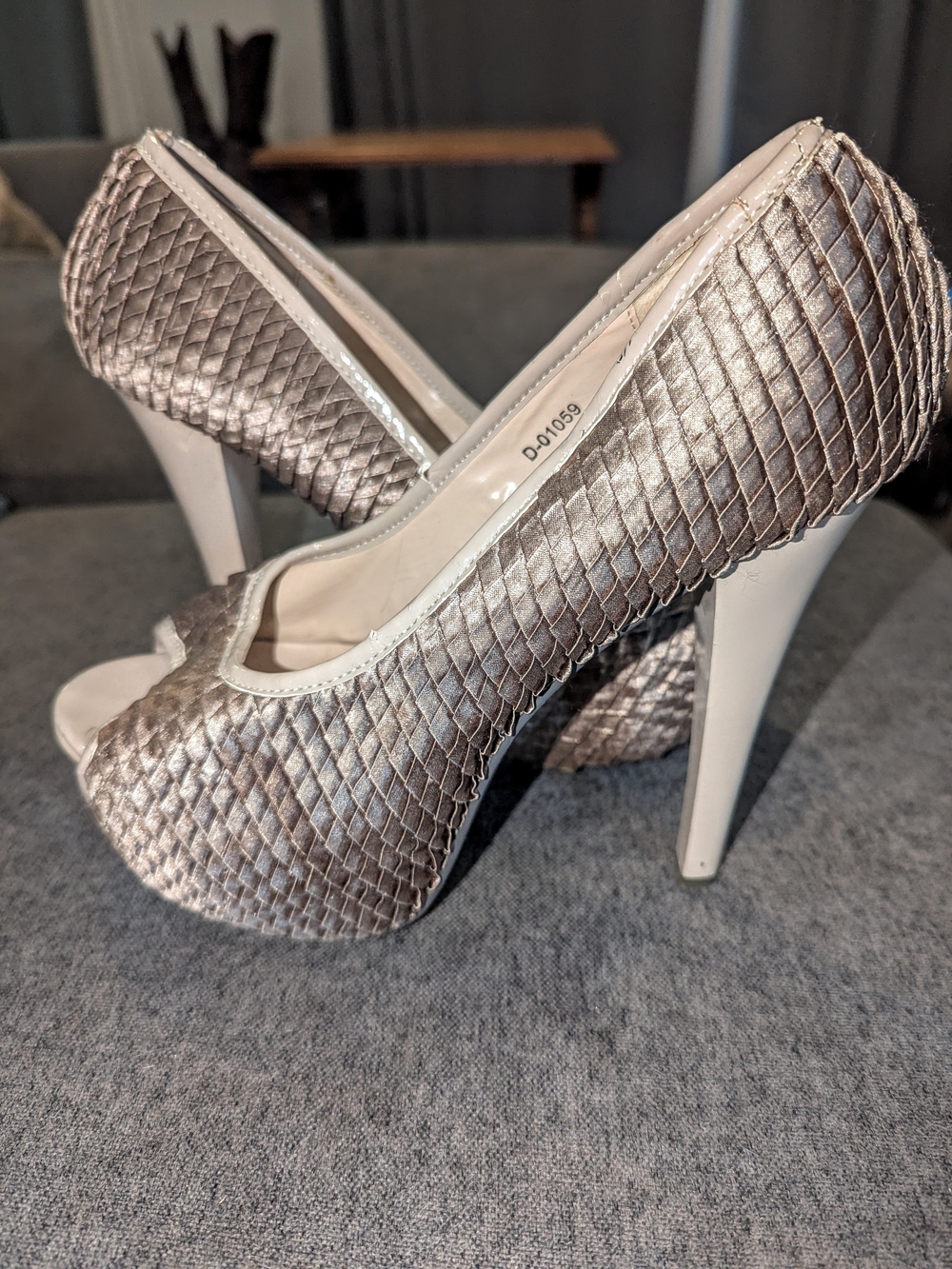 Codia Metallic Silver Woven Pointed Toe Stiletto Pumps Size 8